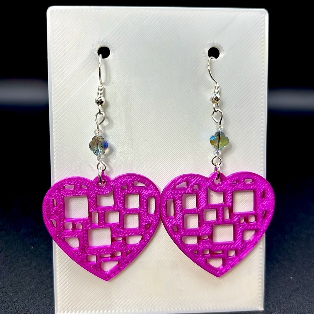 Heart Earrings - Picture 6 of 7